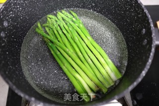 芦笋虾球的做法步骤：5