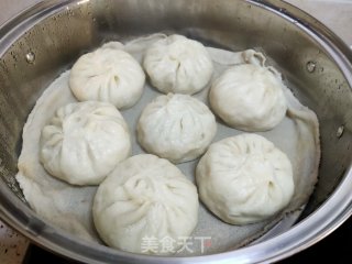 猪肉西葫三鲜包子的做法步骤：24
