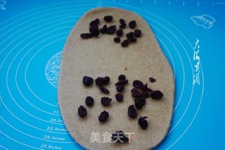 蔓越莓全麦欧包的做法步骤：4