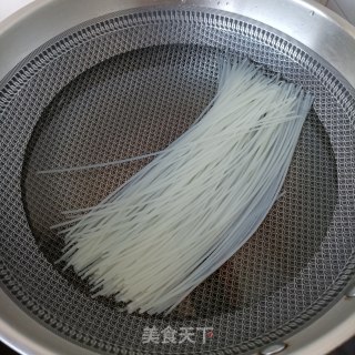 酸辣鸡汤粉的做法步骤：9