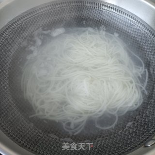 酸辣鸡汤粉的做法步骤：10