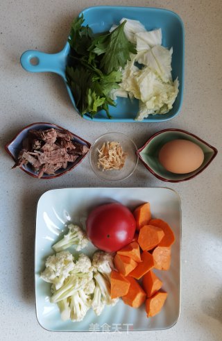 牛肉鸡蛋蔬菜汤的做法步骤：1