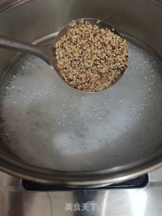 藜麦大米粥的做法步骤：2