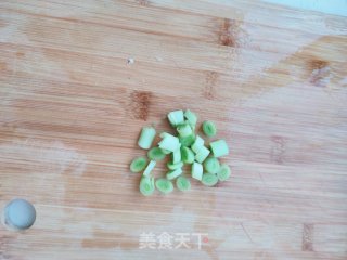 白玉菇西红柿炒鸡蛋的做法步骤：5