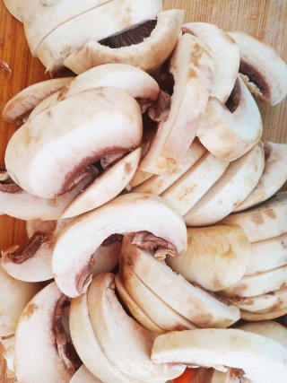 鸡肉焖饭的做法步骤：7