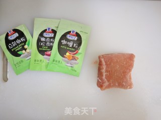 自制咖喱里脊串❗️做法简单，肉质鲜嫩又入味❗️的做法步骤：1