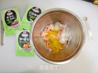 自制咖喱里脊串❗️做法简单，肉质鲜嫩又入味❗️的做法步骤：3