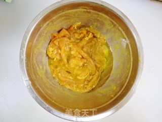 自制咖喱里脊串❗️做法简单，肉质鲜嫩又入味❗️的做法步骤：4