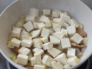 娃娃菜炖豆腐的做法步骤：7