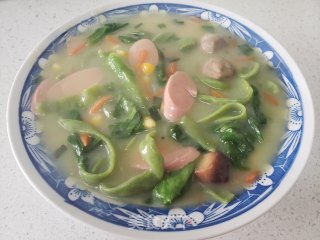 火腿肠糊涂面的做法步骤：12