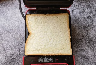 芒果鸡蛋三明治的做法步骤：5