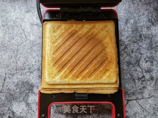 芒果鸡蛋三明治的做法步骤：13