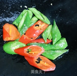 辣椒炒笋干的做法步骤：4