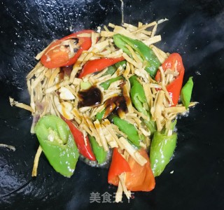 辣椒炒笋干的做法步骤：7