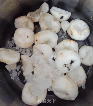 冰糖马蹄水的做法步骤：2