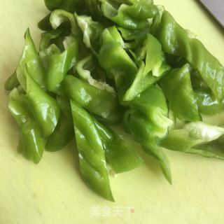 青椒烧茄子的做法步骤：3