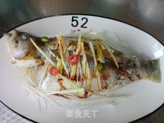清蒸鲈鱼的做法步骤：6