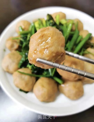 芹菜炒牛筋丸的做法步骤：8