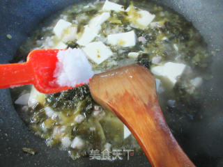 肉丁咸菜豆腐羹的做法步骤：7