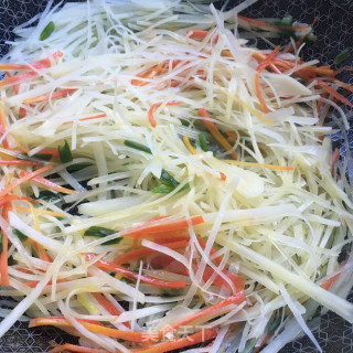 茄汁炒土豆丝的做法步骤：5