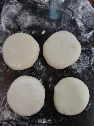 韭菜鸡蛋饼的做法步骤：12