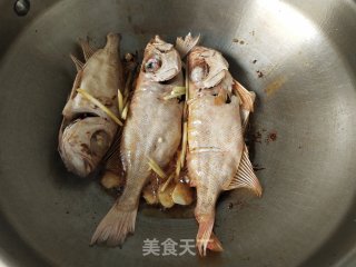 红烧大眼鲷的做法步骤：7