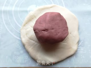 螺旋栗蓉蛋黄酥的做法步骤：9
