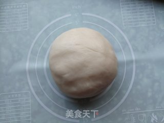 螺旋栗蓉蛋黄酥的做法步骤：10