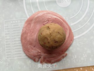 螺旋栗蓉蛋黄酥的做法步骤：16