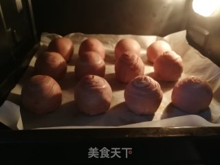 螺旋栗蓉蛋黄酥的做法步骤：19