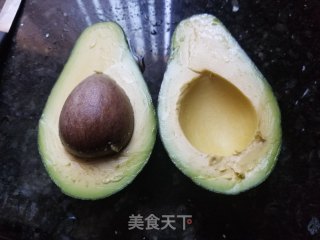 牛油果香蕉奶昔的做法步骤：1