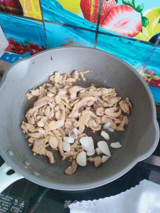 家常小炒肉的做法步骤：6