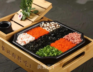 章鱼水煎汁蟹籽饭料理的做法步骤：2