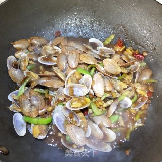 酱汁炒花甲的做法步骤：13