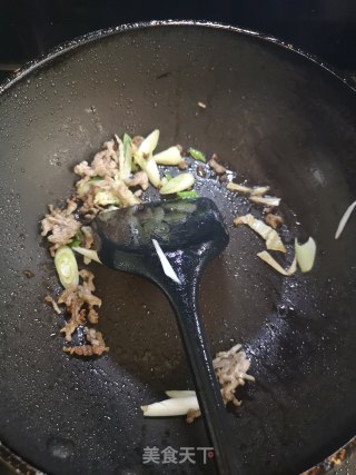 肉丝面的做法步骤：4