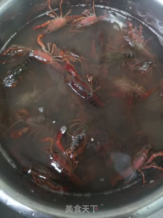 麻辣小龙虾的做法步骤：1