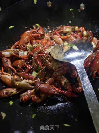 麻辣小龙虾的做法步骤：8