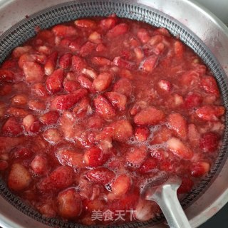 草莓糖水的做法步骤：9