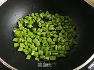 甜豆角炒豆腐的做法步骤：4