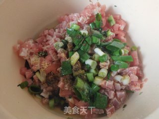 玉米饺子粉蒲公英肉馅煮饺的做法步骤：5
