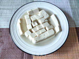 小葱拌豆腐的做法步骤：2