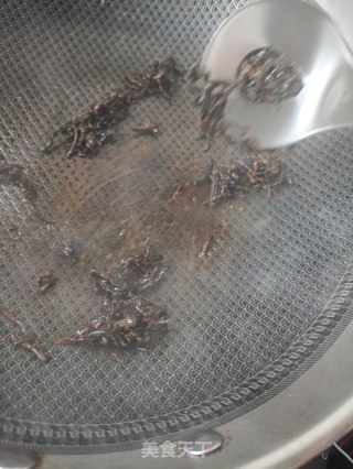焦糖奶茶的做法步骤：4