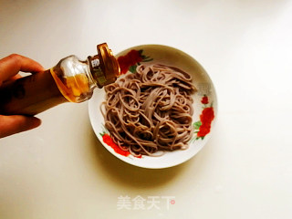肉末拌凉面的做法步骤：3