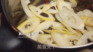 可下饭可拌面，可作浇头的万能时令菜，做法简单味道敲鲜的做法步骤：4