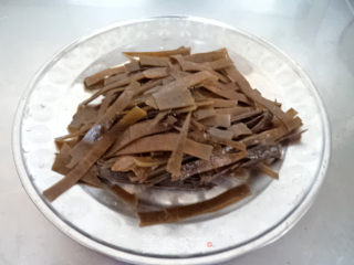 海带炒黄豆芽的做法步骤：3