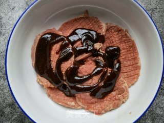 西兰花菇黑椒牛排的做法步骤：6
