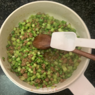 蒜苔炒肉末的做法步骤：7
