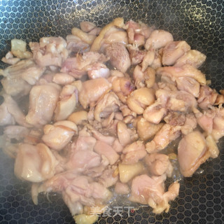 土豆烧鸡肉的做法步骤：6