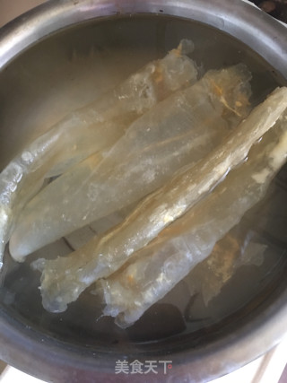 淮山花胶鸡汤的做法步骤：2