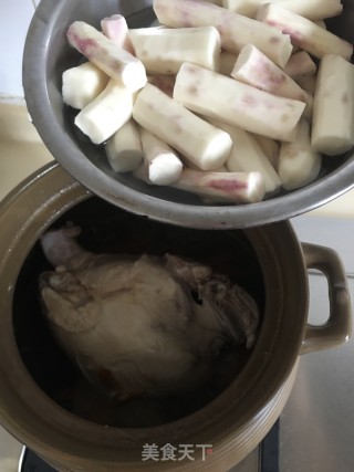 淮山花胶鸡汤的做法步骤：7
